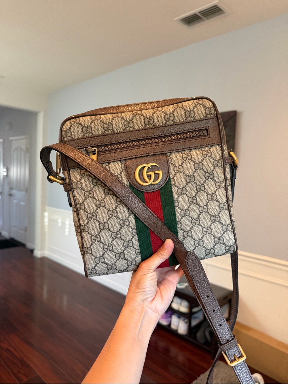 🎀GUCCI GG Supreme Monogram Web Small Ophidia Messenger Bag Brown